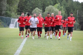 Sivasspor’da yeni sezon hazırlıkları sürüyor 1 sivassporda-yeni-sezon-hazirliklari-suruyor-zVIm37ZO.jpg