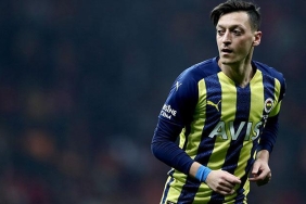 son-dakika-basaksehir-mesut-ozil-transferini-resmen-acikladi-rE9kGMkV.jpg