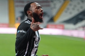 son-dakika-besiktas-haberi-kevin-nkoudou-ile-yollar-ayriliyor-EMTTPSXm.jpg