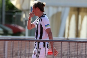 Son dakika! Beşiktaş'ta Serdar Saatçı kadro dışı bırakıldı 6 son-dakika-besiktasta-serdar-saatci-kadro-disi-birakildi-5J6K1HHf.jpg