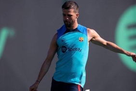 Son dakika flaş iddia: Galatasaray, eski Beşiktaşlı Miralem Pjanic'in peşinde! 1 son-dakika-flas-iddia-galatasaray-eski-besiktasli-miralem-pjanicin-pesinde-JFVtUrNB.jpg