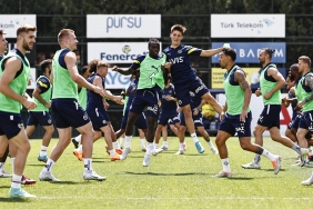 Son dakika haberi! Fenerbahçe'nin Dinamo Kiev 11'i hazır! 5 son-dakika-haberi-fenerbahcenin-dinamo-kiev-11i-hazir-yuI6Apeq.jpg