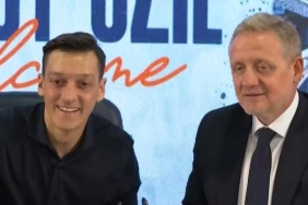 Son dakika | Mesut Özil, Başakşehir'e imzayı attı! Flaş Fenerbahçe sözleri 2 son-dakika-mesut-ozil-basaksehire-imzayi-atti-flas-fenerbahce-sozleri-IPGtxSKd.jpg