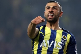 Son dakika | Serdar Dursun'a La Liga'dan talip! İlk teklif: 5 milyon Euro 1 son-dakika-serdar-dursuna-la-ligadan-talip-ilk-teklif-5-milyon-euro-SWFQcHwK.jpg
