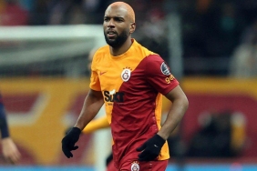 son-dakika-transfer-haberi-eyupspor-ryan-babeli-kadrosuna-katti-lmjXJUQ9.jpg