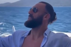 Transfer açıklandı... Vedat Muriç'e 'Karayip Korsanları' benzetmesi 2 transfer-aciklandi-vedat-murice-karayip-korsanlari-benzetmesi-VrKifsif.jpg