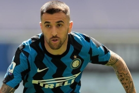 Transfer haberi: Türk takımlarının gözdesi Vecino, Lazio ile anlaştı 3 transfer-haberi-turk-takimlarinin-gozdesi-vecino-lazio-ile-anlasti-VdQaAm4G.jpg
