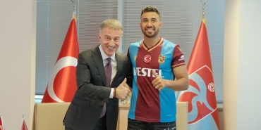 trezeguet-resmen-trabzonsporda-sozlesmeyi-imzaladi-ve-konustu-VrX6OkA3.jpg