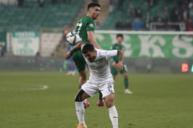 Tuğbey Akgün: Bursaspor'dan maalesef ayrılıyorum 2 tugbey-akgun-bursaspordan-maalesef-ayriliyorum-2MWB6SMc.jpg