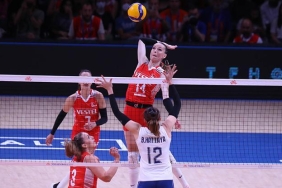 Türkiye-İtalya voleybol maçı ne zaman, saat kaçta, hangi kanalda? Türkiye yarı final maçı hangi kanalda canlı yayınlanacak? 6 turkiye-italya-voleybol-maci-ne-zaman-saat-kacta-hangi-kanalda-turkiye-yari-final-maci-hangi-kanalda-canli-yayinlanacak-R1G57xjB.jpg
