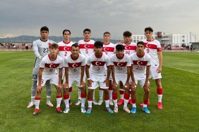 u16-milli-takimi-gurcistani-3-0la-gecti-Zrb6OyTC.jpg