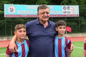 Yılmaz Vural, Borçka Trabzonspor Okulu'nu ziyaret etti 6 yilmaz-vural-borcka-trabzonspor-okulunu-ziyaret-etti-I9UtIfhb.jpg
