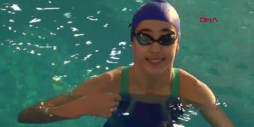 yuzme-korkusunu-yenip-sampiyon-olan-beyza-hedefim-olimpiyatlar-UfjPIH9c.jpg