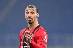Zlatan Ibrahimovic, Milan ile yeni sözleşme imzalamaya hazırlanıyor 4 zlatan-ibrahimovic-milan-ile-yeni-sozlesme-imzalamaya-hazirlaniyor-nDOSC77U.jpg