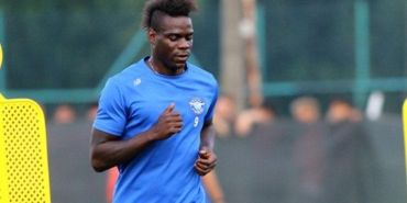 adana-demirsporda-mario-balotellinin-ayriligi-yakin-teklifler-bekleniyor-r7yEJxq2.jpg