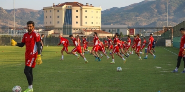 afyonkarahisara-100den-fazla-futbol-takimi-kamp-icin-gelecek-T3PPvKWR.jpg
