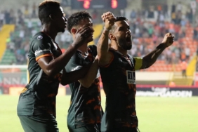 Alanyaspor pes etmedi 1 alanyaspor-pes-etmedi-8ZsQBWJd.jpg