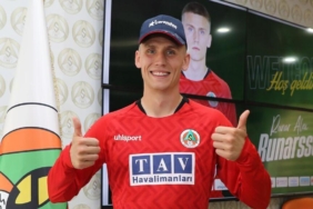 alanyaspor-runar-alex-runarsson-kiraladi-7BanW8Pq.jpeg