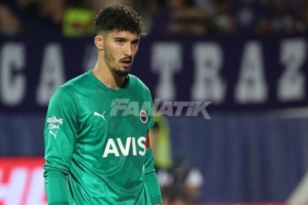 Altay Bayındır'dan 'tokmak' tepkisi: Ufak bir olay ciddi bir sorun haline gelebilir 1 altay-bayindirdan-tokmak-tepkisi-ufak-bir-olay-ciddi-bir-sorun-haline-gelebilir-mUkiuXKH.jpg