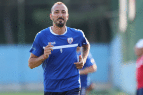 Altınordu'da Ahmet İlhan'ın formu umutlandırdı 6 altinorduda-ahmet-ilhanin-formu-umutlandirdi-ic3D1SrE.gif