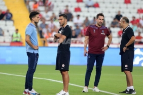 Antalyaspor - Trabzonspor maçından kareler! Nuri Şahin ve Bartra hasret giderdi 2 antalyaspor-trabzonspor-macindan-kareler-nuri-sahin-ve-bartra-hasret-giderdi-qDMqh7fI.jpg