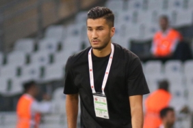Antalyaspor'da Nuri Şahin’in diploma sevinci 5 antalyasporda-nuri-sahinin-diploma-sevinci-SWLxNSWP.jpg