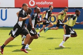 Beşiktaş Kayserispor maçı hazırlıklarını sürdürdü 10 besiktas-kayserispor-maci-hazirliklarini-surdurdu-6Xel8SJM.jpg