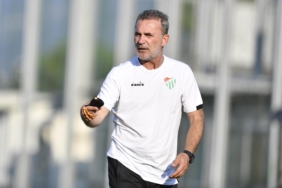 Bursaspor’da as kadro oluşturulmaya çalışılıyor 1 bursasporda-as-kadro-olusturulmaya-calisiliyor-4FM4exBD.jpg