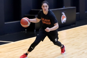 Çukurova Basketbol'lu oyuncular 4 kupayı da istiyor 2 cukurova-basketbollu-oyuncular-4-kupayi-da-istiyor-stADq3jh.jpg