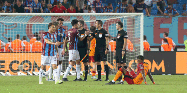 deniz-coban-trabzonspor-galatasaray-macinin-hakemi-ali-palabiyikin-performansini-degerlendirdi-dMmJBREE.gif