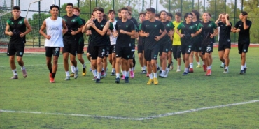 denizlispor-u19-lige-iddiali-hazirlaniyor-r25BGIFv.jpg