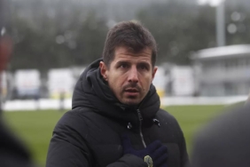 Emre Belözoğlu: Aykut Kocaman'la karşılıklı ağladık 32 emre-belozoglu-aykut-kocamanla-karsilikli-agladik-iYdWM8E3.jpg