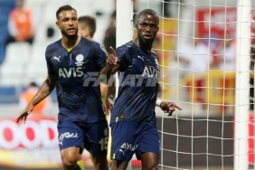 Enner Valencia: Umarım gol atma serim devam eder 5 enner-valencia-umarim-gol-atma-serim-devam-eder-JgdQ2I3X.jpg