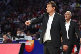 Ergin Ataman: Her maça ayrı bir önem vereceğiz 1 ergin-ataman-her-maca-ayri-bir-onem-verecegiz-wC9mMjSY.jpg