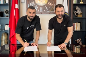 Erhan Çelenk'ten Bucaspor 1928'e 2+1 yıllık imza 1 erhan-celenkten-bucaspor-1928e-21-yillik-imza-ajCQC7UV.jpg