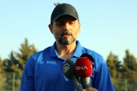 Erol Bulut: Hedefimiz Hatayspor’a karşı galip gelmek 6 erol-bulut-hedefimiz-hatayspora-karsi-galip-gelmek-pIewCHxu.jpg