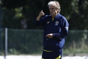 fenerbahce-haberi-jorge-jesus-seri-pesinde-mqWQUnNe.jpg