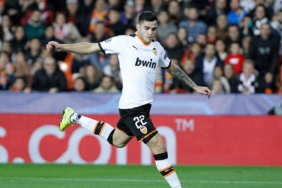 Fenerbahçe, Maxi Gomez'le anlaştı! Valencia bekleniyor... 2 fenerbahce-maxi-gomezle-anlasti-valencia-bekleniyor-semtN6en.jpg