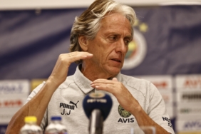 fenerbahce-teknik-direktoru-jorge-jesus-arda-gulerle-ilgili-en-iyi-karari-verecegim-aXVUK8uJ.jpg