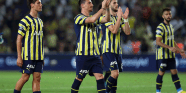 fenerbahce-uefa-avrupa-liginde-gruplara-kaldi-iste-kasaya-giren-para-ntEn3Fze.gif