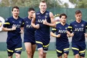 fenerbahcede-mert-hakan-yandas-sevinci-geri-dondu-qUiwwFBt.jpg