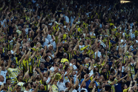 Fenerbahçe'den Austria Wien maçı öncesi taraftarlara uyarı 5 fenerbahceden-austria-wien-maci-oncesi-taraftarlara-uyari-8WfwBpCb.gif