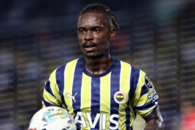 fenerbahceli-lincoln-henrique-savasmamiz-gerekiyor-l84PcLcp.jpg