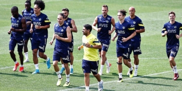fenerbahcenin-uefa-listesinin-sifreleri-24-saat-detayi-qLC9n3a5.jpg