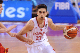 Furkan Korkmaz: Bugünü unutup, şampiyonaya odaklanmalıyız 6 furkan-korkmaz-bugunu-unutup-sampiyonaya-odaklanmaliyiz-M5nB3LhP.gif