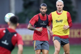 galatasaray-antalyaspor-maci-hazirliklarina-tek-eksikle-basladi-JnuPT5Um.jpg