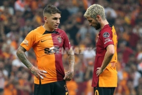 galatasarayda-dries-mertens-ile-lucas-torreira-ilk-kez-forma-giydi-bVLIFMmv.jpg