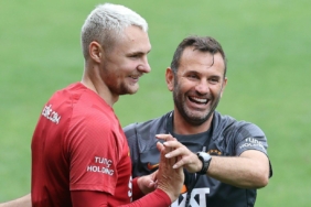 Galatasaray'da Okan Buruk'tan Nelsson'a markaj 4 galatasarayda-okan-buruktan-nelssona-markaj-TLDUREUJ.jpg