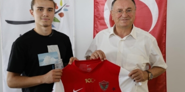 galatasarayin-genc-oyuncusu-sarper-caglar-hatayspora-transfer-oldu-wrcUIL97.jpg