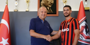 gaziantep-fk-abdulkerim-cakari-kadrosuna-katti-LzaLCQW8.jpg
